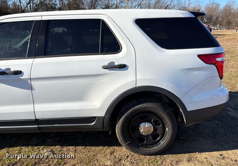 image for item EV2603 2015 Ford Explorer Police Interceptor SUV