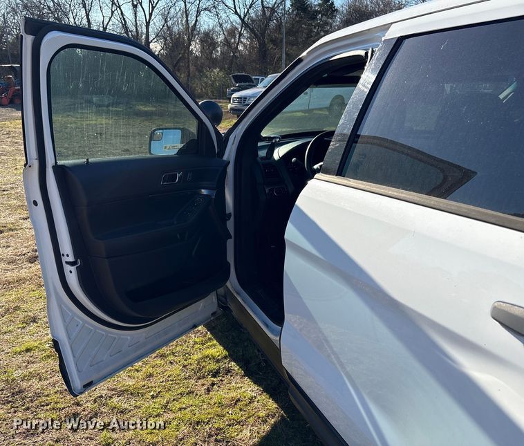 image for item EV2603 2015 Ford Explorer Police Interceptor SUV