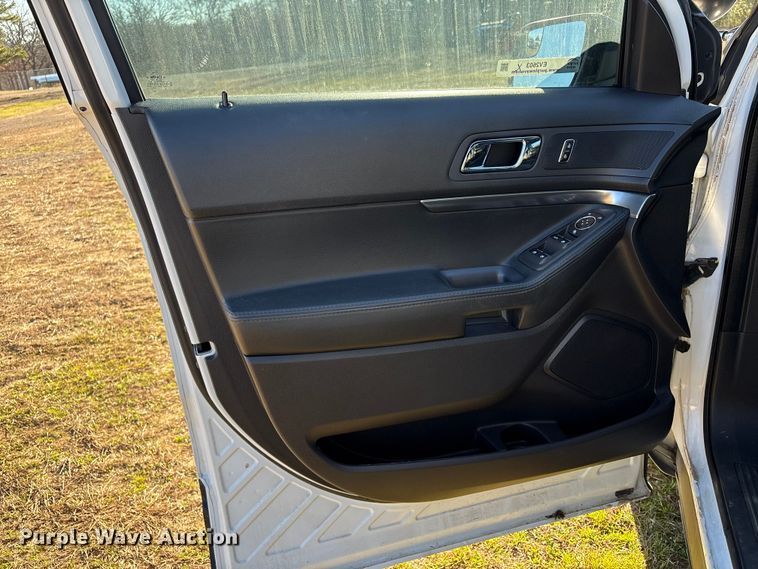 image for item EV2603 2015 Ford Explorer Police Interceptor SUV