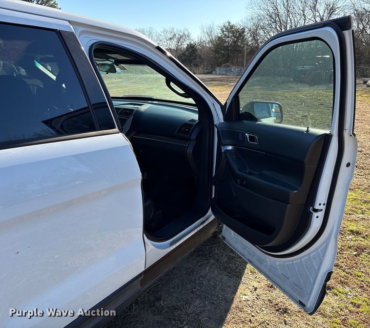 image for item EV2603 2015 Ford Explorer Police Interceptor SUV