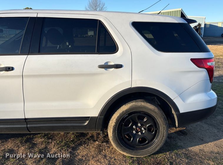image for item EV2604 2015 Ford Explorer Police Interceptor SUV