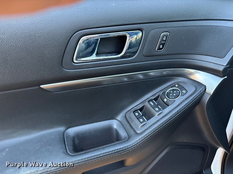 image for item EV2604 2015 Ford Explorer Police Interceptor SUV