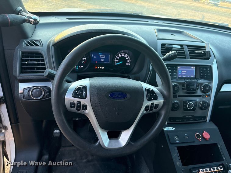 image for item EV2604 2015 Ford Explorer Police Interceptor SUV