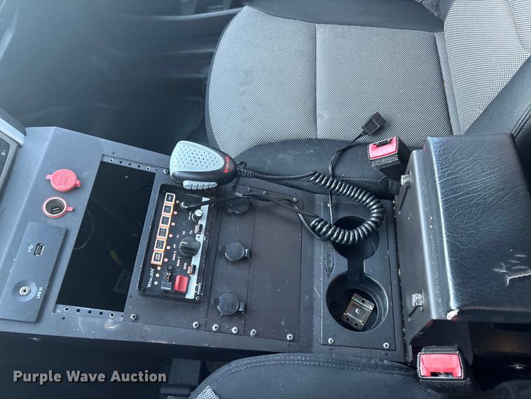 image for item EV2604 2015 Ford Explorer Police Interceptor SUV