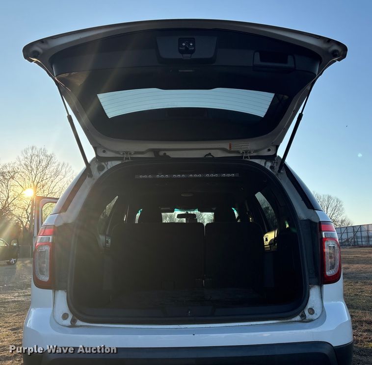 image for item EV2604 2015 Ford Explorer Police Interceptor SUV