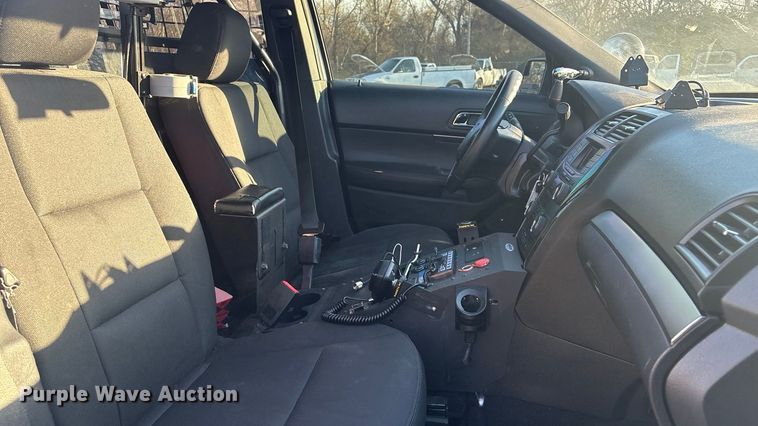 image for item EV2605 2019 Ford Explorer Police Interceptor SUV