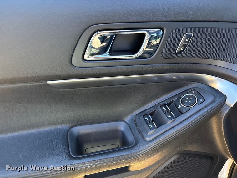 image for item EV2608 2015 Ford Explorer Police Interceptor SUV