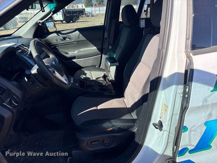 image for item EV2608 2015 Ford Explorer Police Interceptor SUV