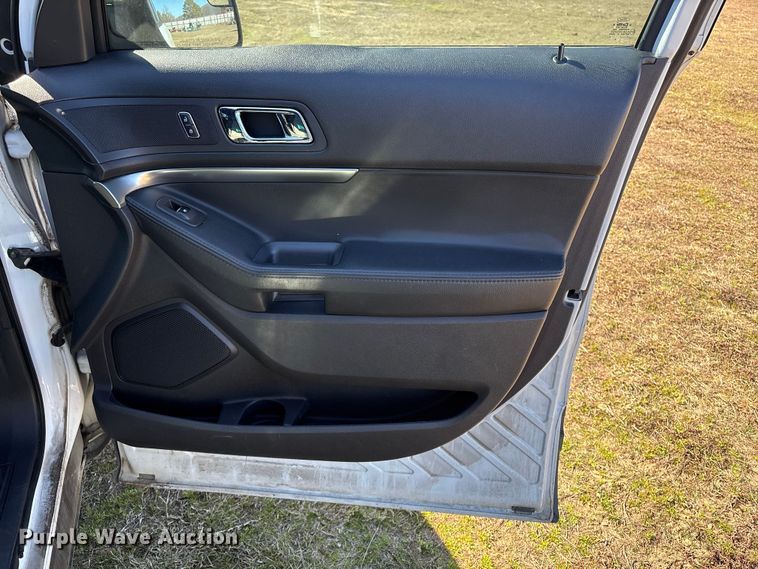 image for item EV2608 2015 Ford Explorer Police Interceptor SUV