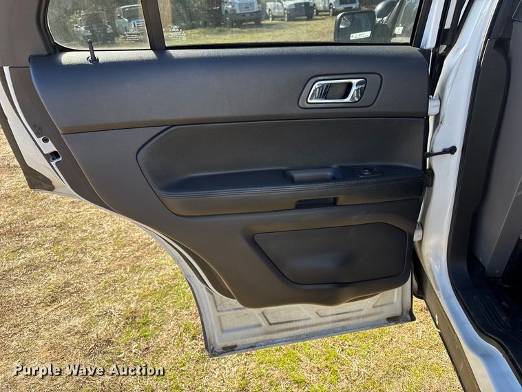 image for item EV2608 2015 Ford Explorer Police Interceptor SUV