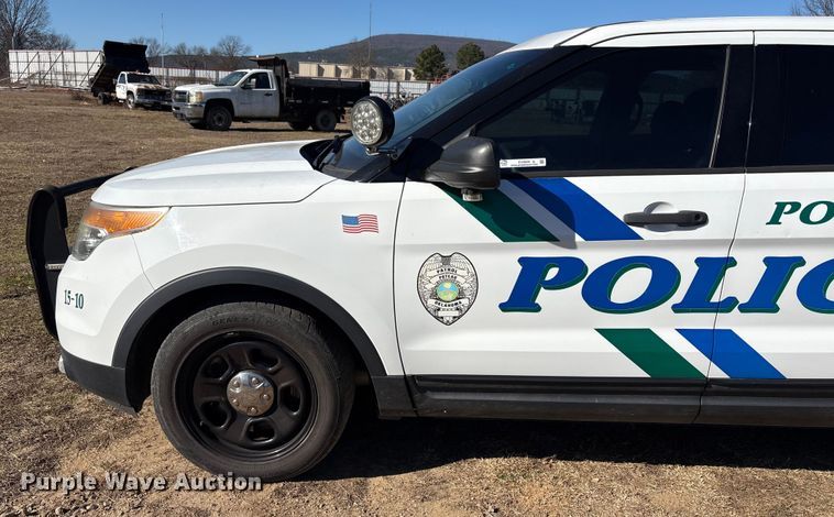 image for item EV2609 2015 Ford Explorer Police Interceptor SUV