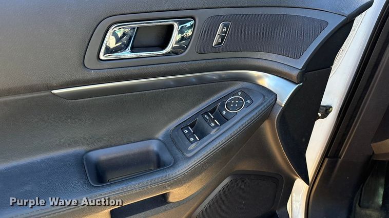 image for item EV2609 2015 Ford Explorer Police Interceptor SUV