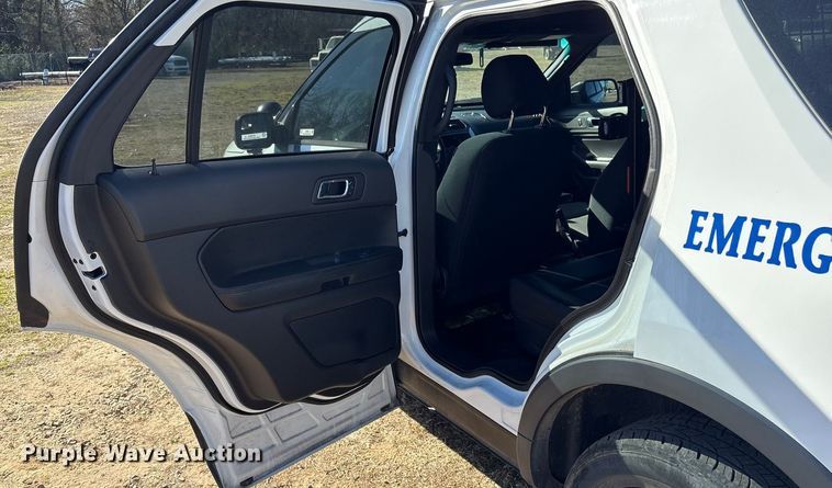 image for item EV2609 2015 Ford Explorer Police Interceptor SUV