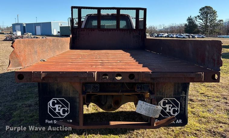 image for item EV2610 2000 Chevrolet C7 dump flatbed truck