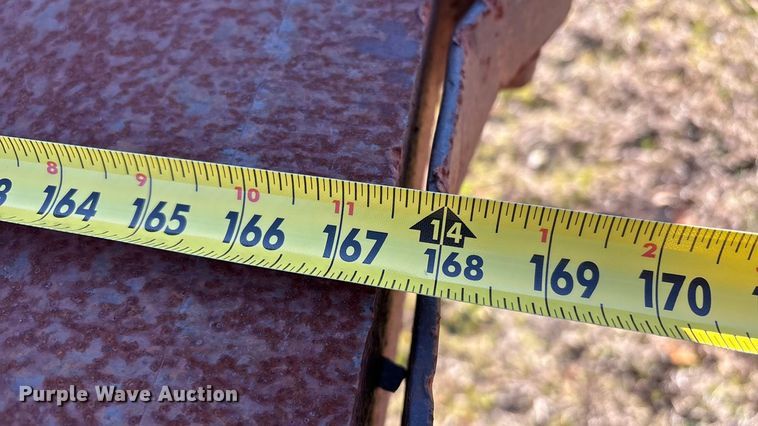 image for item EV2610 2000 Chevrolet C7 dump flatbed truck