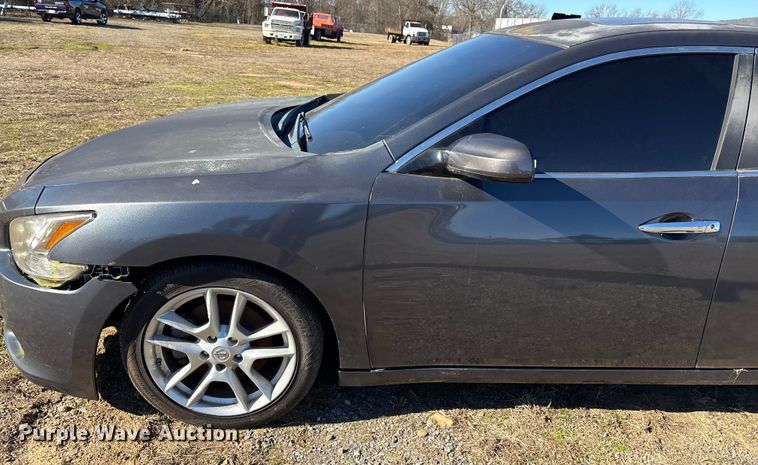 image for item EV2613 2011 Nissan Maxima 