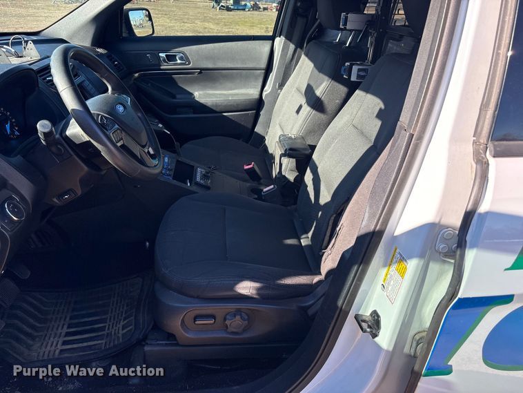 image for item EV2614 2019 Ford Explorer Police Interceptor SUV