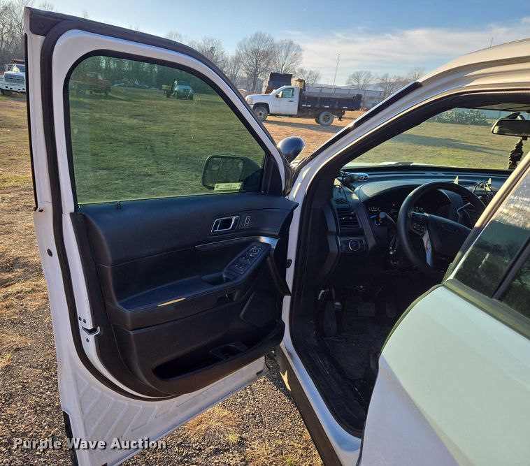 image for item EV2615 2019 Ford Explorer Police Interceptor SUV
