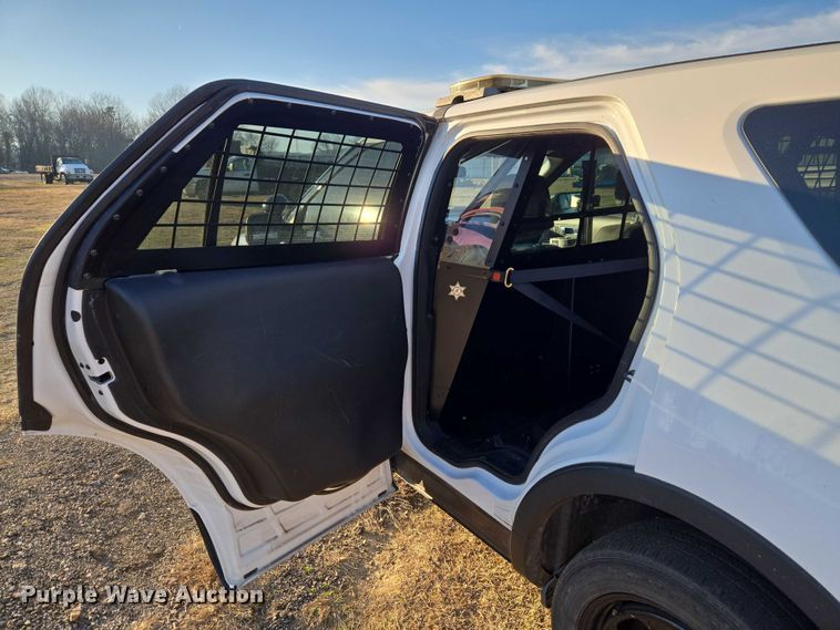 image for item EV2615 2019 Ford Explorer Police Interceptor SUV