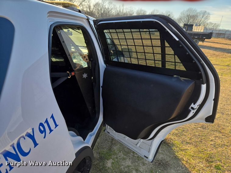 image for item EV2615 2019 Ford Explorer Police Interceptor SUV