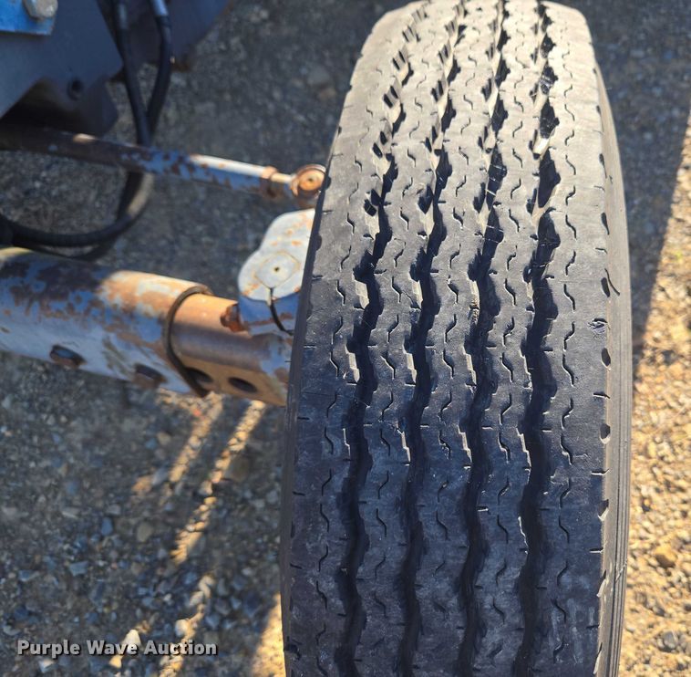 image for item EV2616 1997 New Holland 5030 tractor