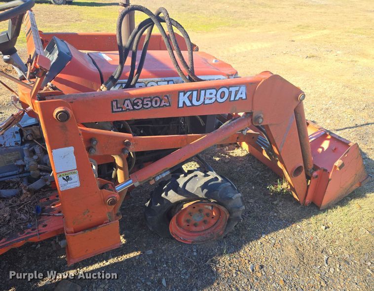 image for item EV2617 Kubota B2150 MFWD tractor