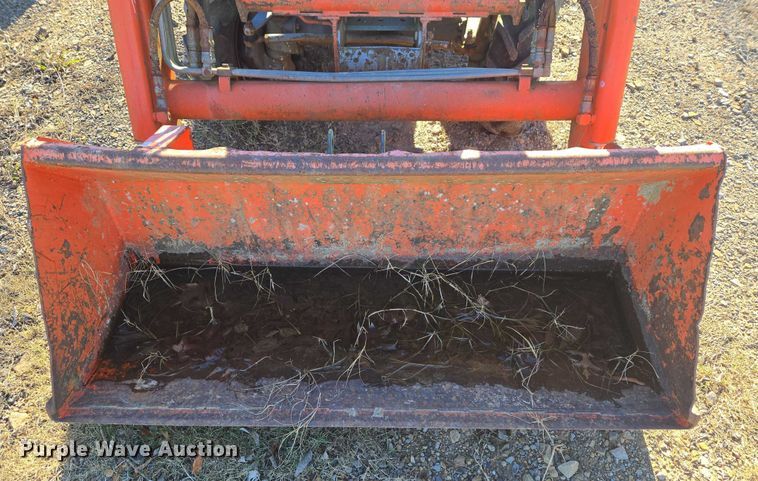 image for item EV2617 Kubota B2150 MFWD tractor