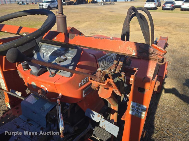 image for item EV2617 Kubota B2150 MFWD tractor