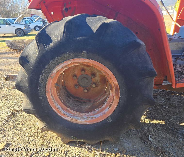 image for item EV2617 Kubota B2150 MFWD tractor