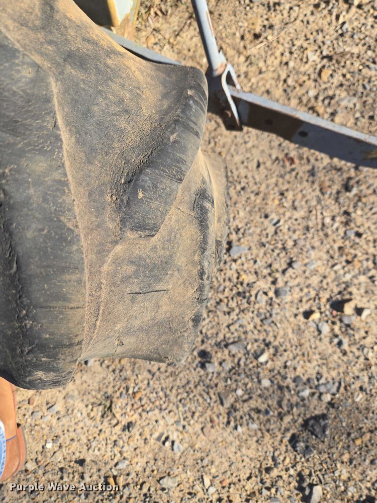 image for item EV2617 Kubota B2150 MFWD tractor