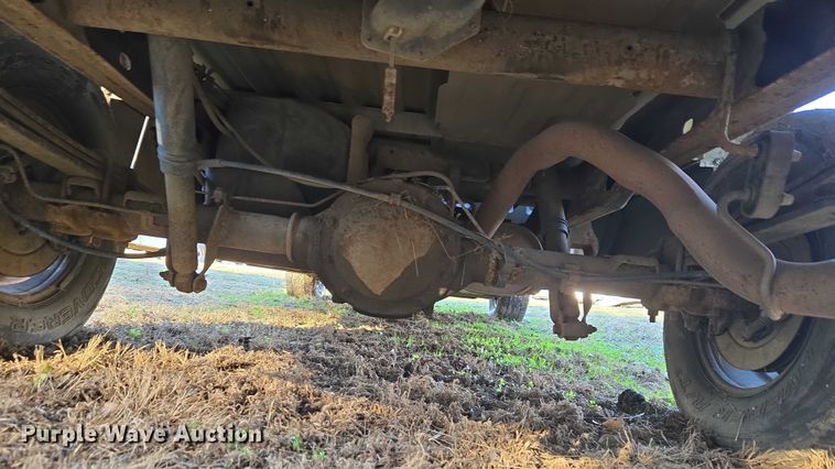 image for item EV2618 2002 Chevrolet Silverado 1500 pickup truck