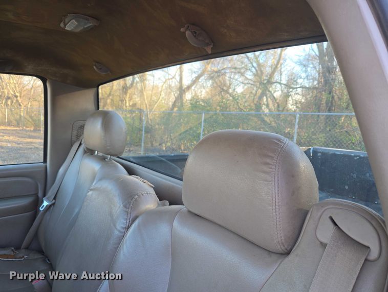 image for item EV2618 2002 Chevrolet Silverado 1500 pickup truck