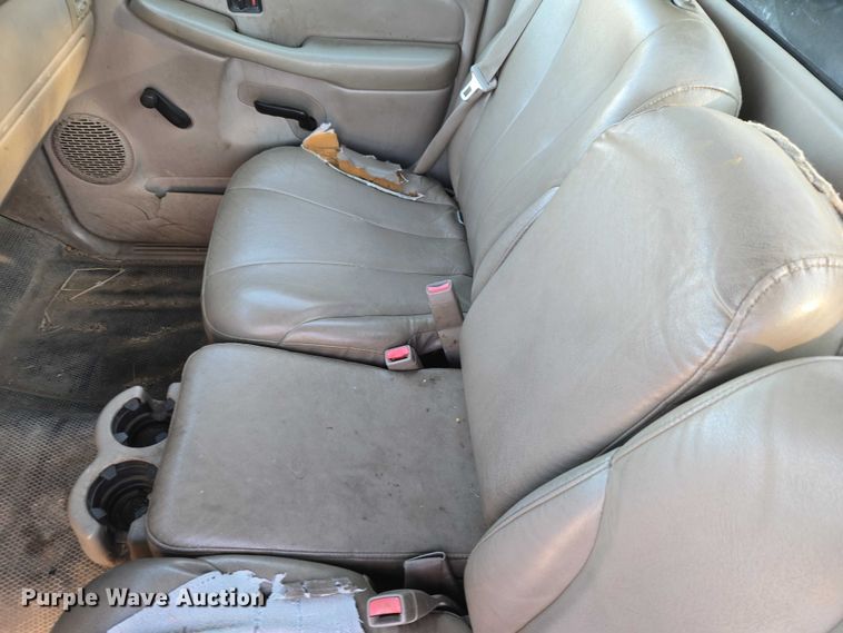 image for item EV2618 2002 Chevrolet Silverado 1500 pickup truck