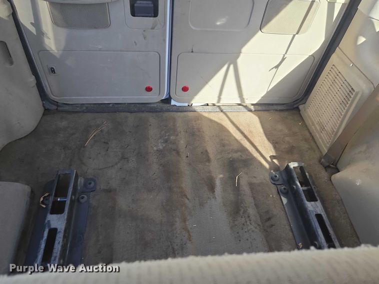 image for item EV2621 2009 Ford Wagon E350 Super Duty van