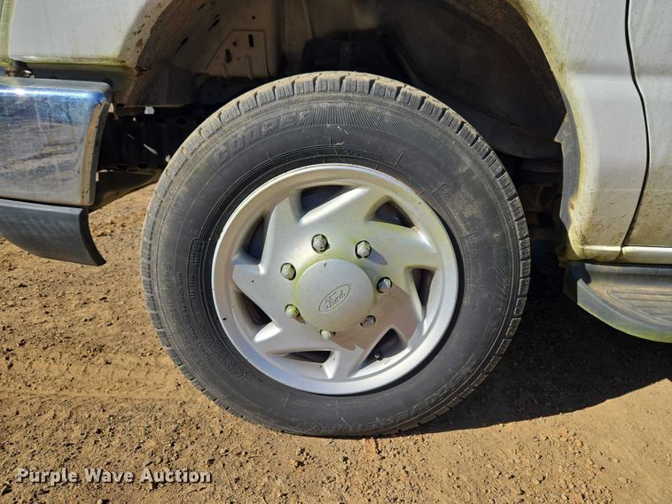 image for item EV2621 2009 Ford Wagon E350 Super Duty van