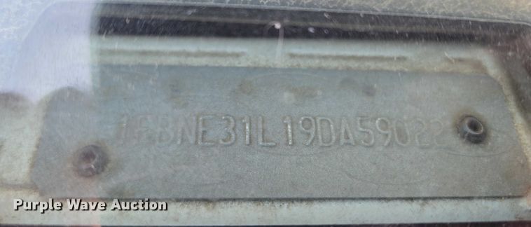 image for item EV2621 2009 Ford Wagon E350 Super Duty van