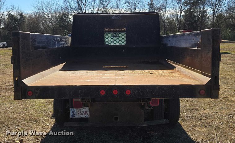 image for item EV2622 2011 Chevrolet Silverado 3500HD dump bed pickup truck