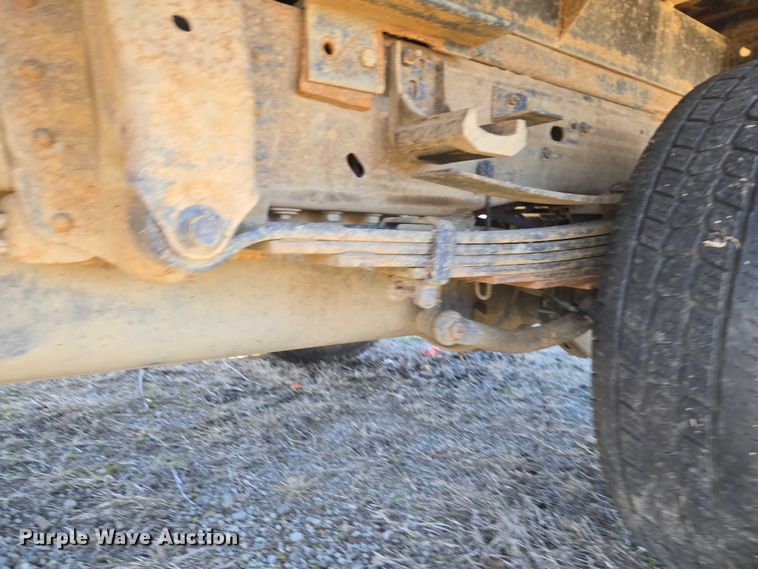 image for item EV2622 2011 Chevrolet Silverado 3500HD dump bed pickup truck