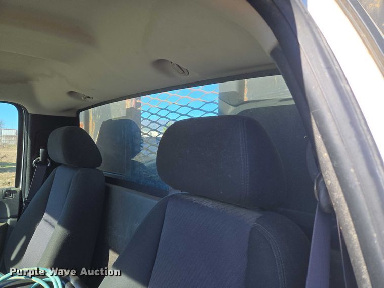 image for item EV2622 2011 Chevrolet Silverado 3500HD dump bed pickup truck