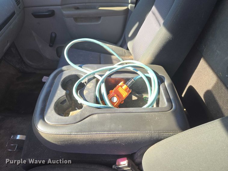 image for item EV2622 2011 Chevrolet Silverado 3500HD dump bed pickup truck