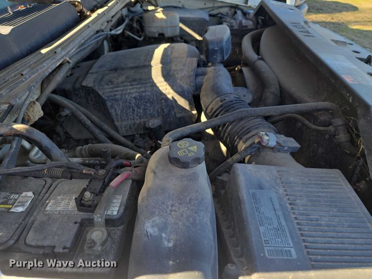 image for item EV2622 2011 Chevrolet Silverado 3500HD dump bed pickup truck