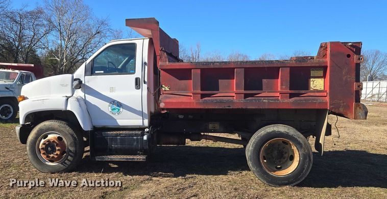 image for item EV2623 2008 GMC C7 dump truck