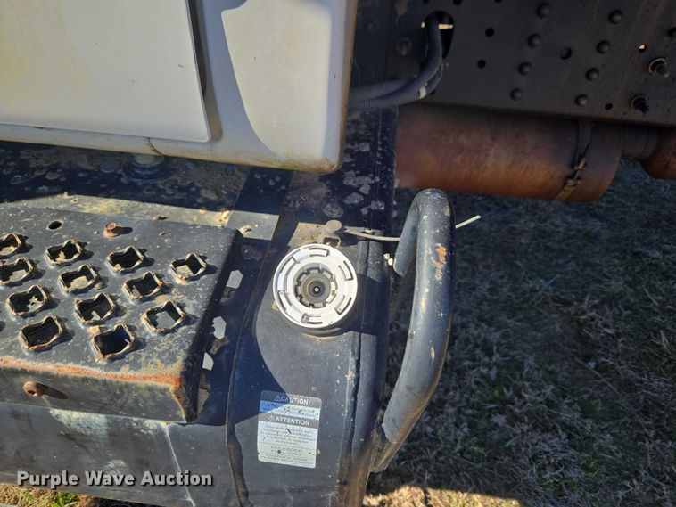 image for item EV2623 2008 GMC C7 dump truck