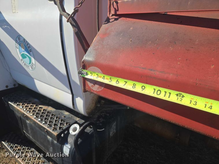 image for item EV2623 2008 GMC C7 dump truck