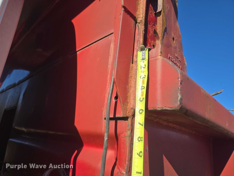 image for item EV2623 2008 GMC C7 dump truck