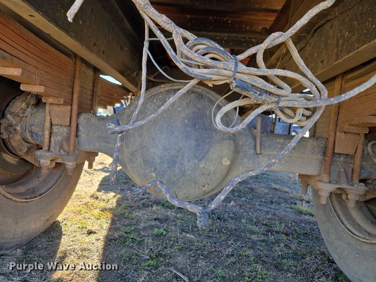 image for item EV2623 2008 GMC C7 dump truck