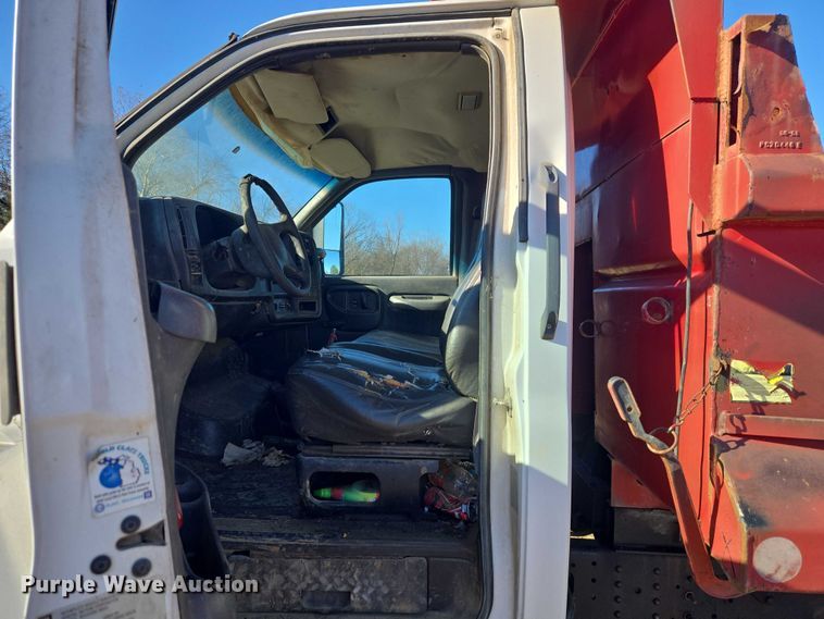 image for item EV2623 2008 GMC C7 dump truck