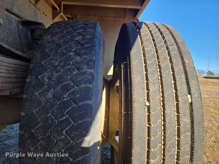 image for item EV2623 2008 GMC C7 dump truck