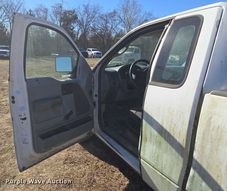 image for item EV2624 2008 Ford F150 Ext. Cab pickup truck