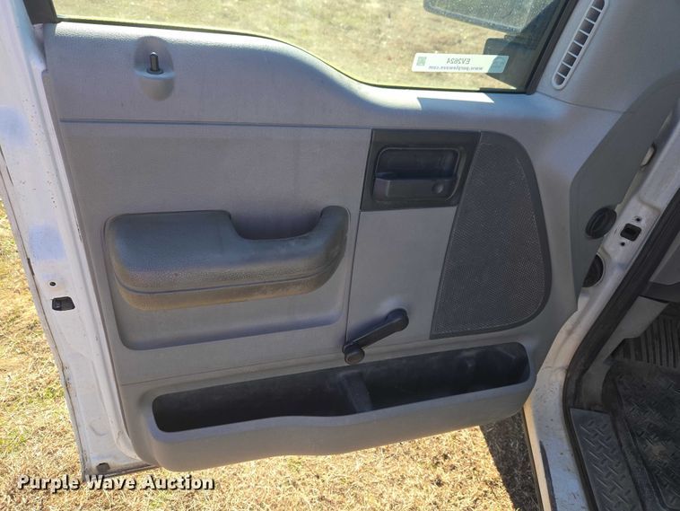 image for item EV2624 2008 Ford F150 Ext. Cab pickup truck